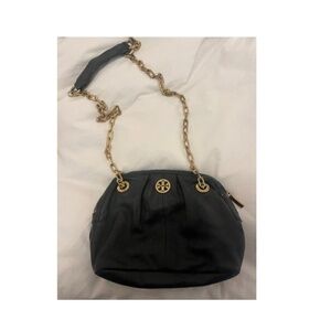 Black tory burch bag with chain